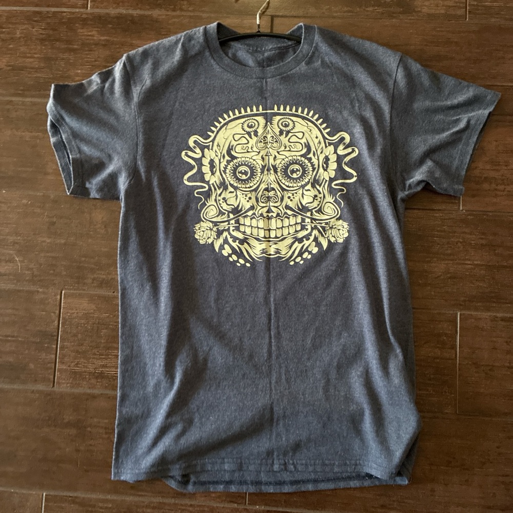 Graphic Skull Print Gray T-Shirt